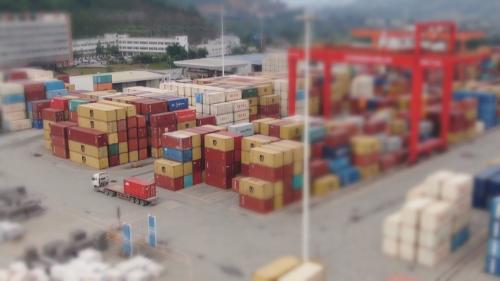 广东上半年货物贸易进出口4.55万亿元  同比增长4%