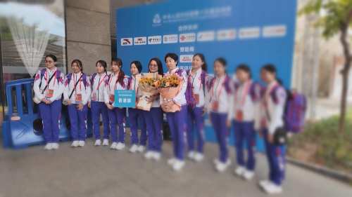 江门:十五运会花样游泳运动员抵达 盛赞侨乡专业暖心保障