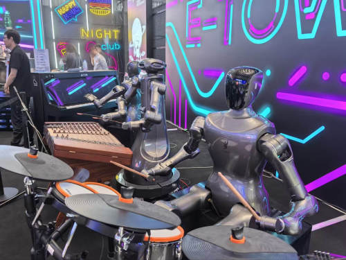 雷军公布小米汽车新目标；段永平晒苹果股票收益丨新鲜早科技