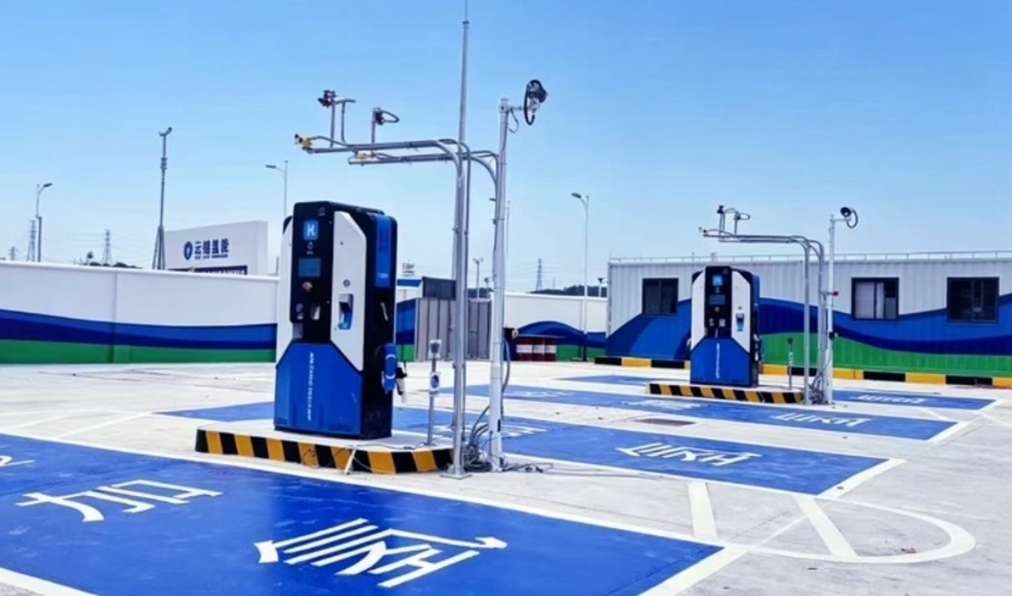 广东省内首座高速服务区加氢站落成