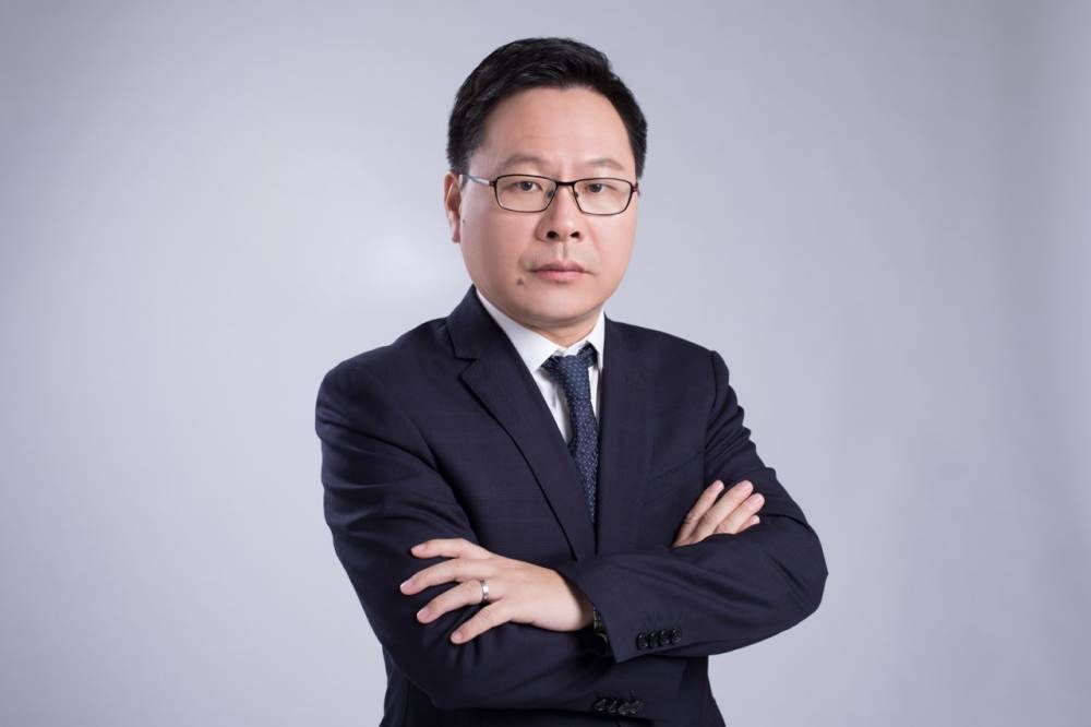 21对话｜比亚迪孙华军：反超特斯拉，藏着死磕磷酸铁锂的20年