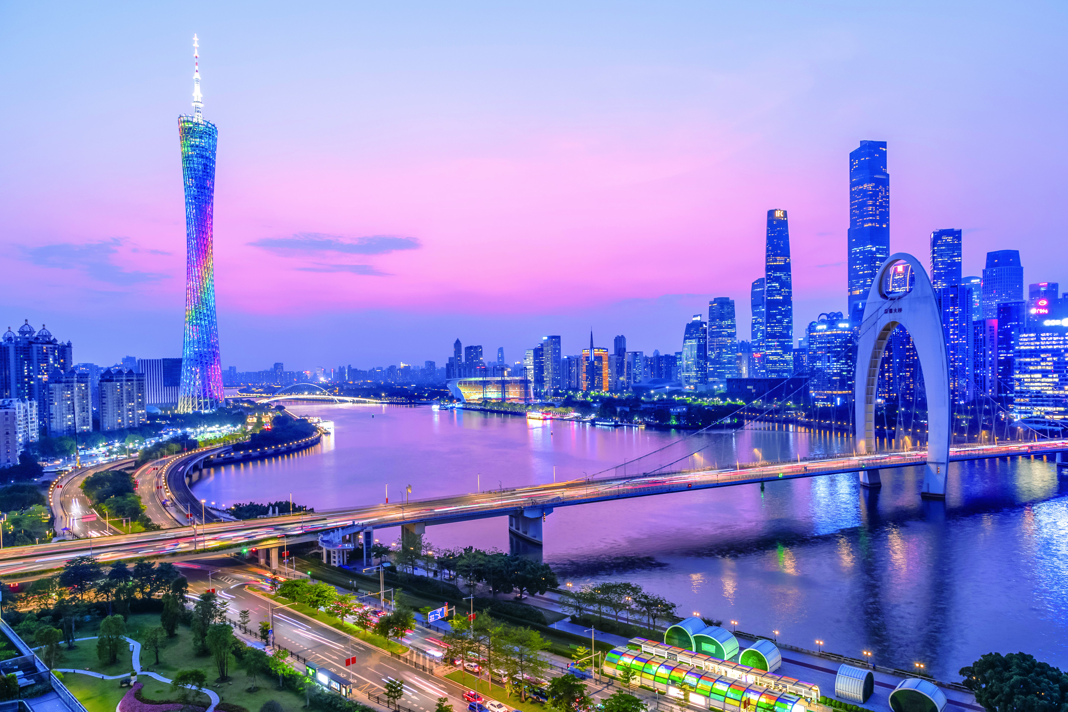 广州搏击新质生产力：“链主”企业牵头成立两大100亿投资基金