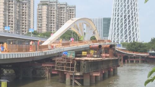 广州两座新跨江人行桥预计8月贯通