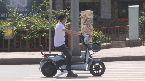 电动自行车安全问题频发 骨科就诊量激增