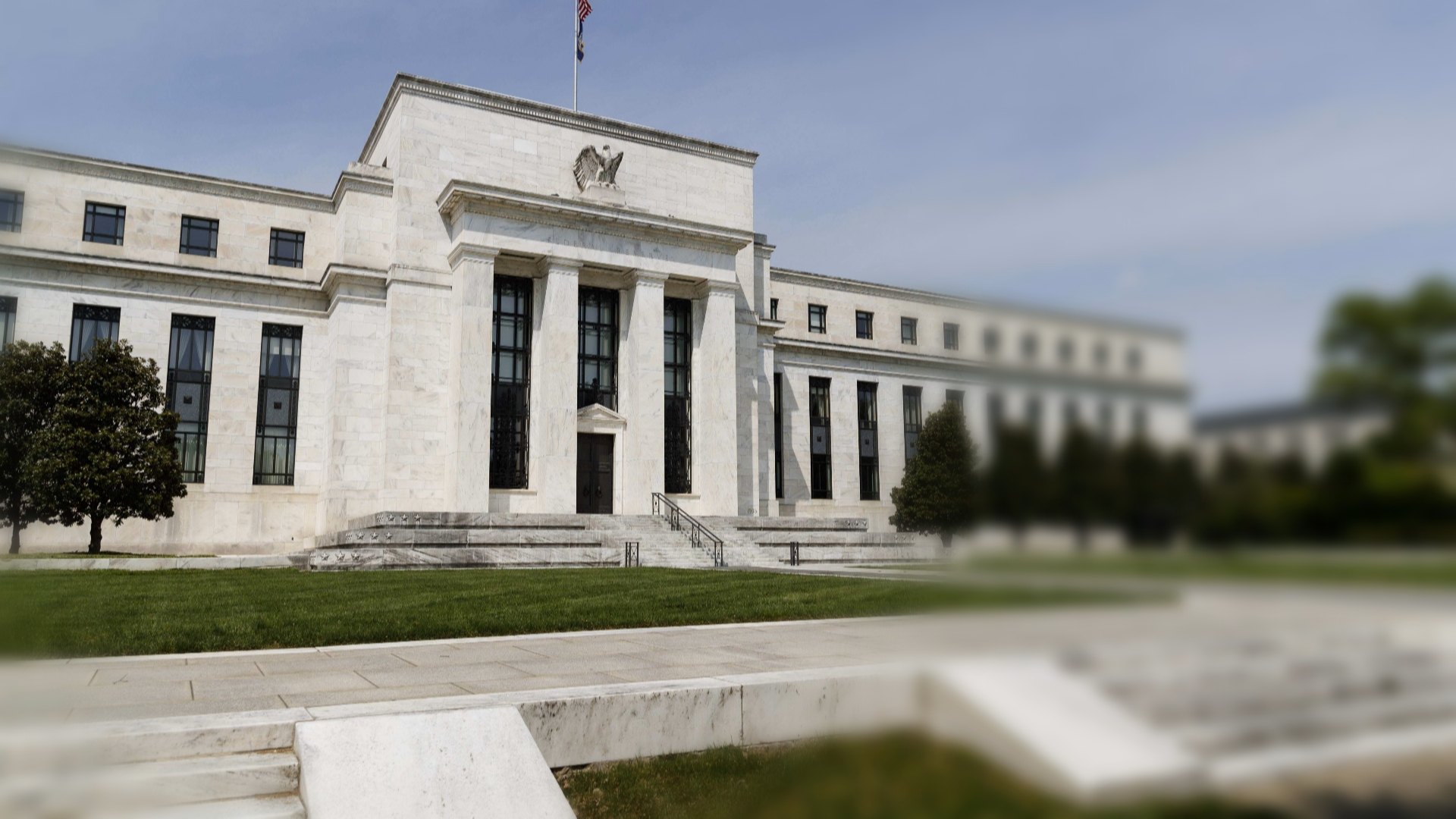 21评论丨美联储要“被动”降息了吗？