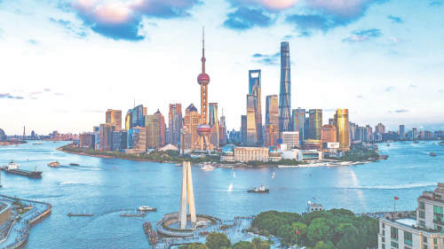 全国“地王”项目均价18万入市 上海豪宅开启“贴身肉搏”