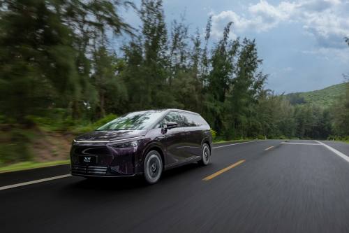 小鹏智驾负责人刘先明：我肯定不用裸奔了，小鹏你就等着建食堂吧