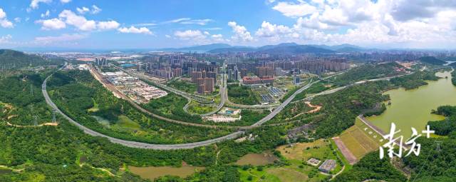 “走在前列看广东”看到了什么？