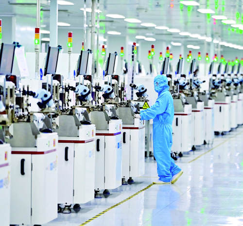 ASML二季度净利润23亿欧元 预计中国市场营收占比超25%