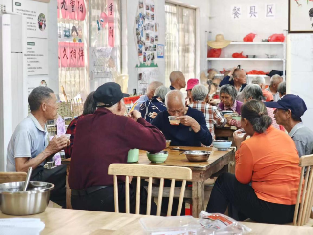 七个热词透视全国两会“三农”关切(图1)