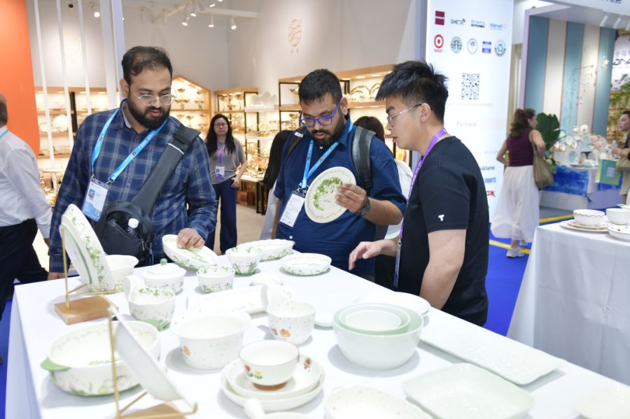 向新向绿向智：广交会上广州企业把用心做进了每一处细节(图3)