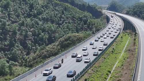 交通运输部：今天全社会跨区域人员流动量约3亿人次