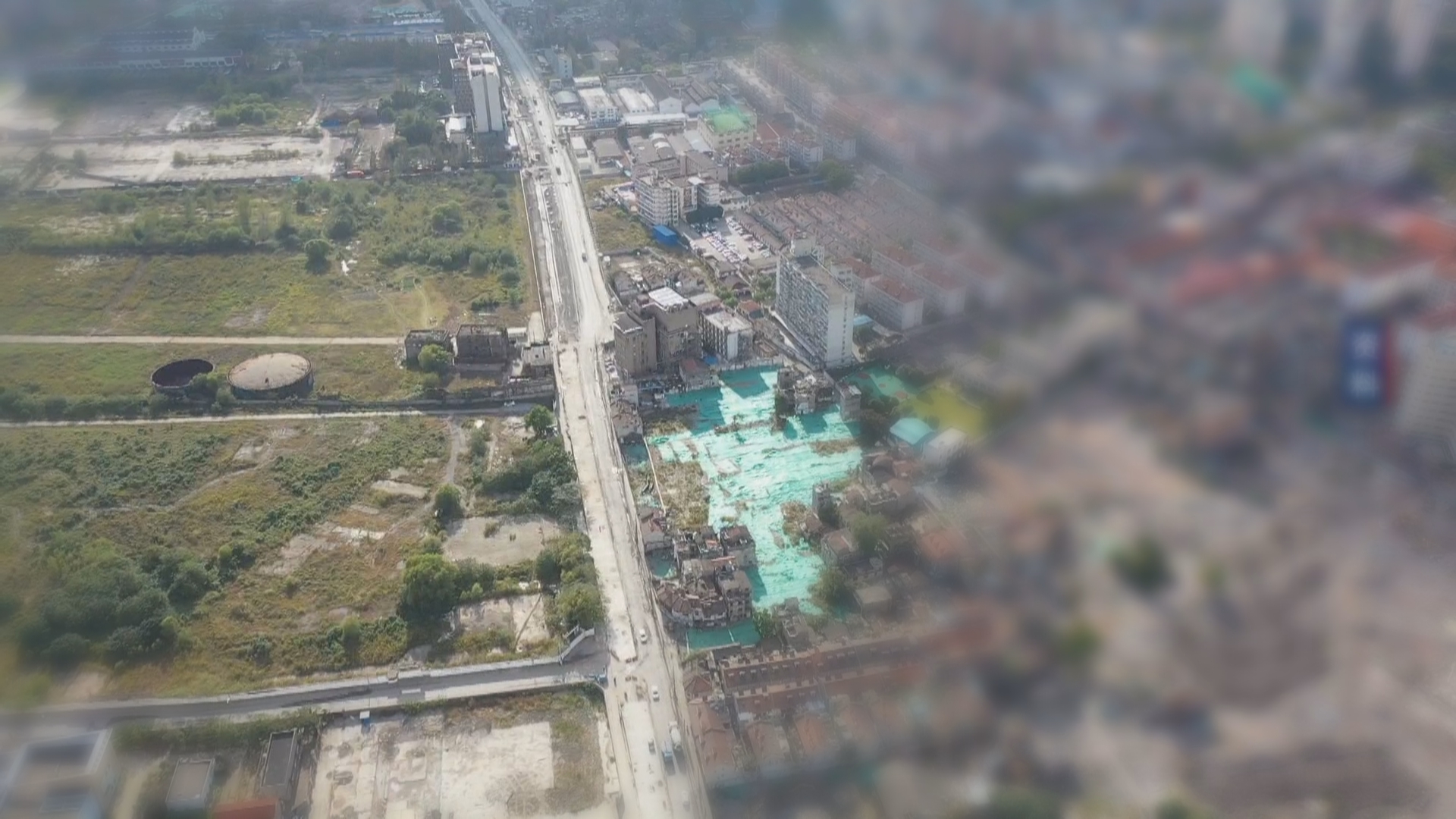 新一轮巴以冲突爆发整3年，加沙男子记录生活变化：见证民宅被炸、平民死亡、满目疮痍，以色列不想让外界看到加沙民众正遭受的毁灭与摧残
