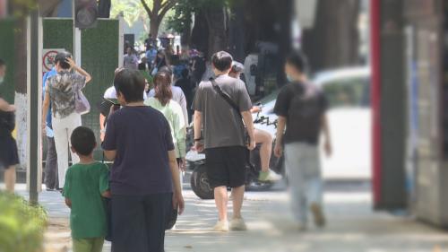 广东人口数量“双第一”！常住人口1.28亿人、年增79万人